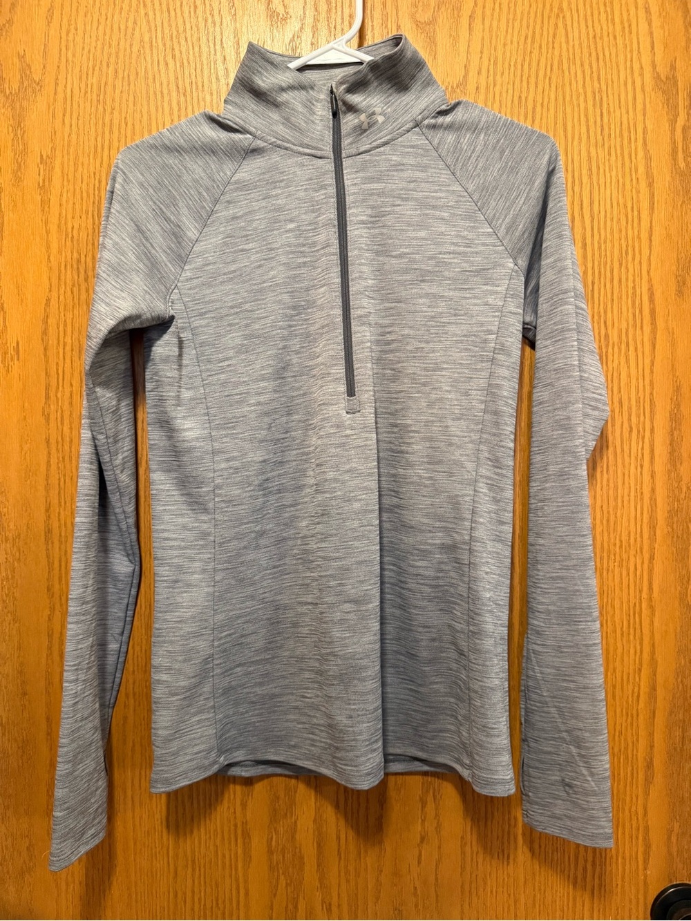Under Armour Women's Heather Gray 1/4 Zip Long-Sleeve Top